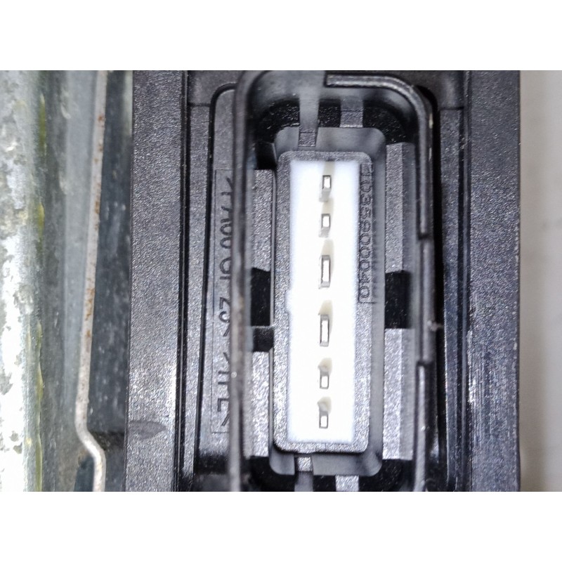 Recambio de elevalunas electrico delantero izquierdo para peugeot 208 i (ca_, cc_) 1.2 vti 82 referencia OEM IAM 9806081880   Recambio de elevalunas electrico delantero izquierdo para peugeot 208 i (ca_, cc_) 1.2 vti 82 referencia OEM IAM 9806081880