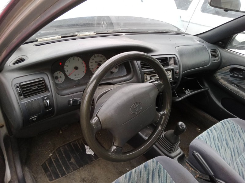 toyota corolla compact (_e10_) del año 1997