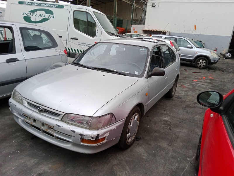 toyota corolla compact (_e10_) del año 1997