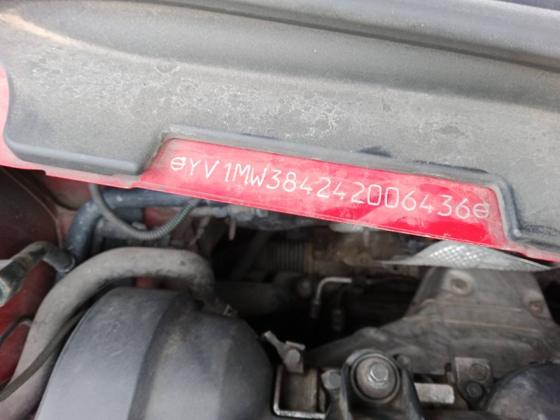 volvo v50 (545) del año 2004