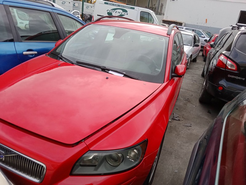 volvo v50 (545) del año 2004