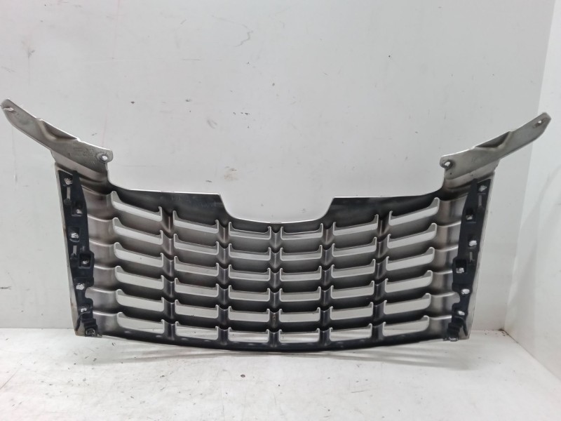 Recambio de rejillas capo para chrysler pt cruiser (pt_) 2.0 referencia OEM IAM    Recambio de rejillas capo para chrysler pt cruiser (pt_) 2.0 referencia OEM IAM