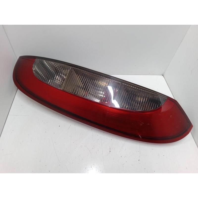 Recambio de piloto trasero derecho para opel corsa c (x01) 1.0 (f08, f68) referencia OEM IAM   