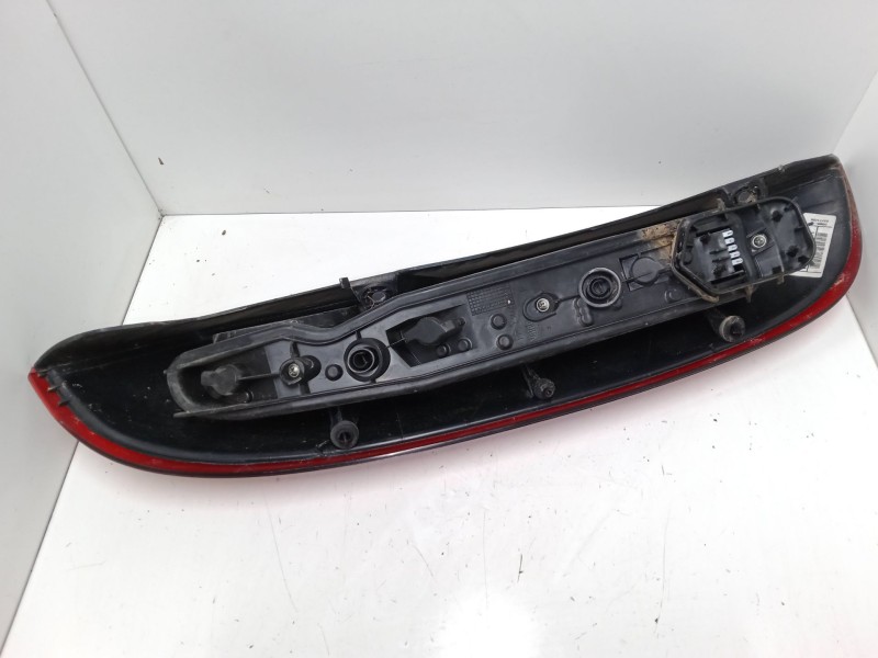 Recambio de piloto trasero derecho para opel corsa c (x01) 1.0 (f08, f68) referencia OEM IAM   