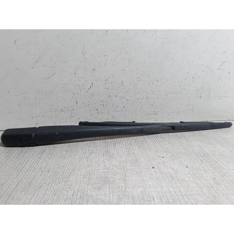 Recambio de brazo limpia trasero para peugeot 206 hatchback (2a/c) 1.4 hdi eco 70 referencia OEM IAM   