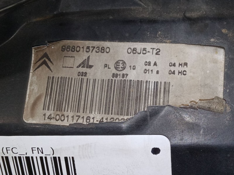 Recambio de faro derecho para citroën c3 i (fc_, fn_) 1.4 i referencia OEM IAM 9680157380  