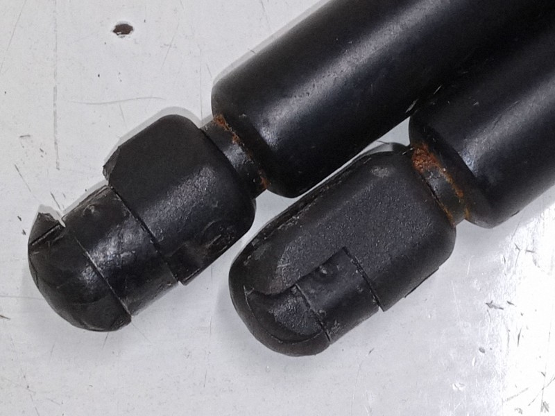 Recambio de amortiguadores malet/porton para mercedes-benz clase a (w168) a 140 (168.031, 168.131) referencia OEM IAM   