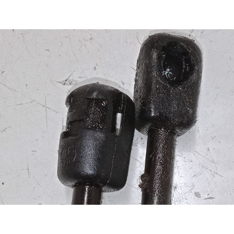 Recambio de amortiguadores malet/porton para mercedes-benz clase a (w168) a 140 (168.031, 168.131) referencia OEM IAM   