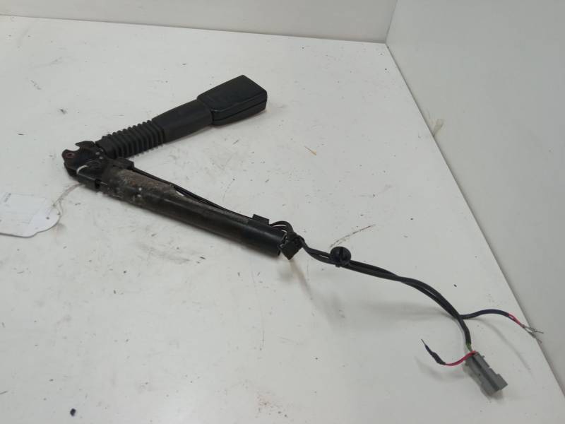 ANCLAJE CINTURON DELANTERO DERECHO 