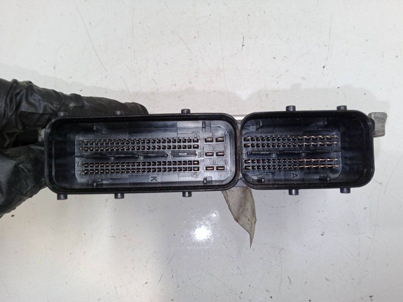 Recambio de centralita motor uce para alfa romeo giulietta (940_) 1.6 jtdm (940fxd1a) referencia OEM IAM 51916024  0281017785