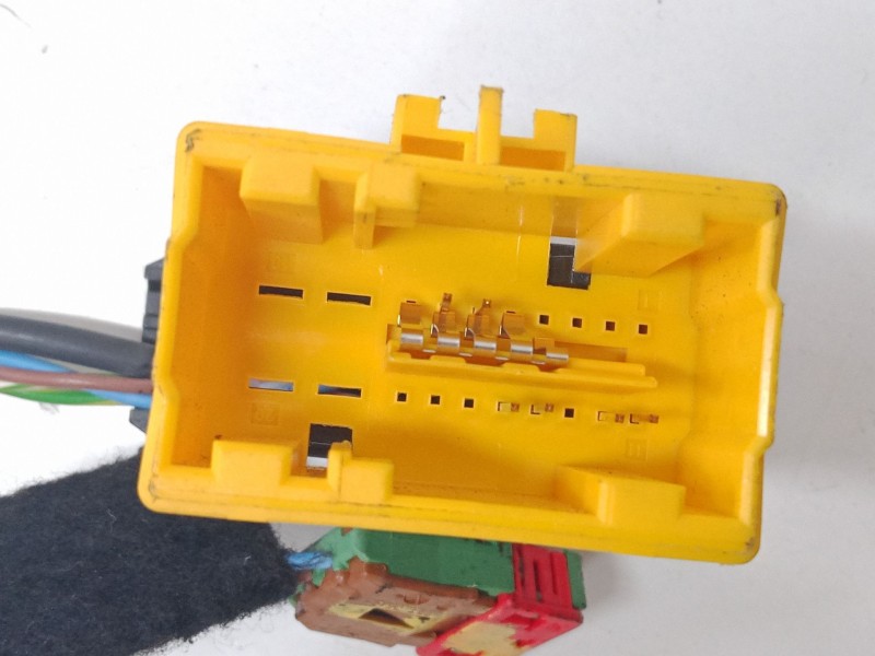 Recambio de anclaje cinturon delantero derecho para dacia dokker monospace (ke_) 1.2 tce (kem0, keay) referencia OEM IAM    Recambio de anclaje cinturon delantero derecho para dacia dokker monospace (ke_) 1.2 tce (kem0, keay) referencia OEM IAM