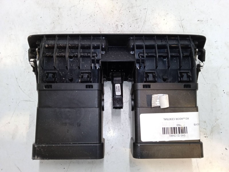 Recambio de aireador central para volvo s40 ii (544) 1.6 d referencia OEM IAM    Recambio de aireador central para volvo s40 ii (544) 1.6 d referencia OEM IAM