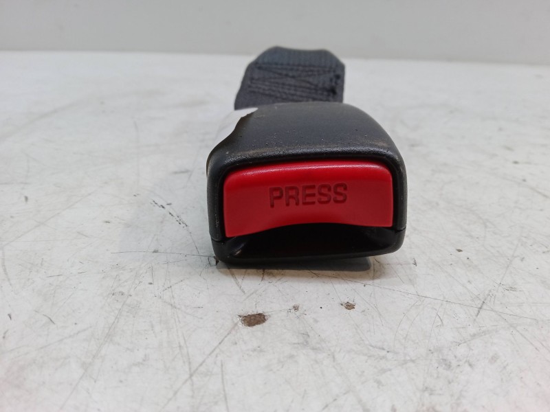 Recambio de anclaje cinturon trasero derecho para nissan note (e11, ne11) 1.5 dci referencia OEM IAM   