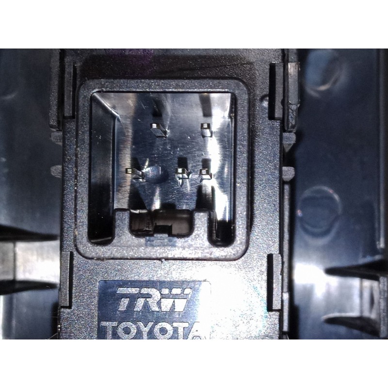 Recambio de mando elevalunas delantero derecho para toyota corolla verso (zer_, zze12_, r1_) 1.8 (znr11_) referencia OEM IAM 848 Recambio de mando elevalunas delantero derecho para toyota corolla verso (zer_, zze12_, r1_) 1.8 (znr11_) referencia OEM IAM 848