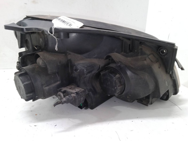 Recambio de faro izquierdo para kia carens iii monospace (un) 2.0 crdi 140 referencia OEM IAM   