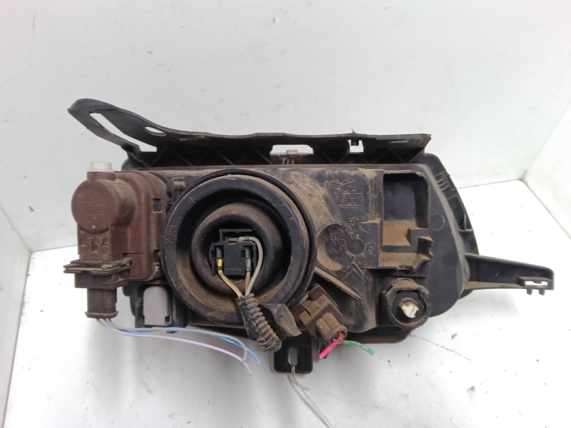 Recambio de faro izquierdo para citroën saxo (s0, s1) 1.1 x, sx referencia OEM IAM   