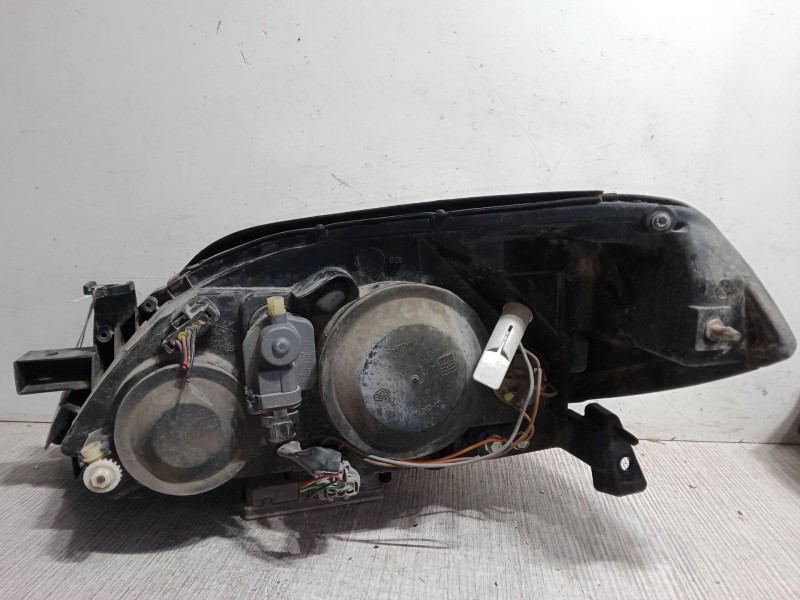 Recambio de faro izquierdo para nissan primera (p12) 2.2 di referencia OEM IAM 26010AU810  1EJ23801102