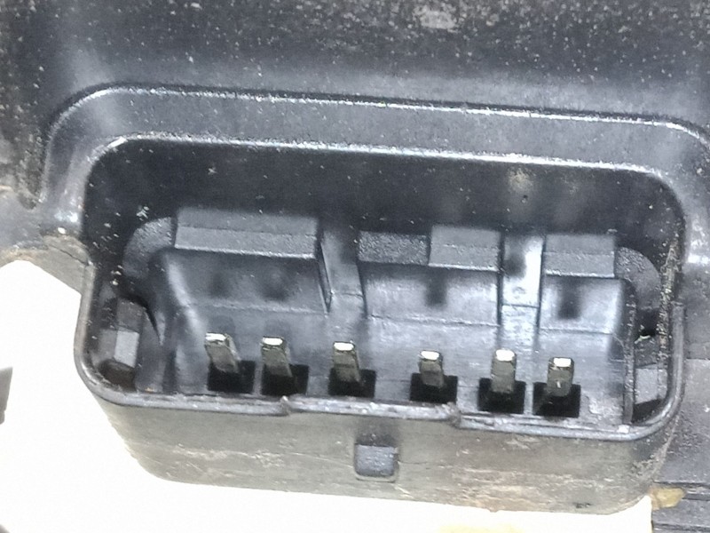 Recambio de cerradura puerta delantera izquierda para citroën c3 ii (sc_) 1.2 vti 82 referencia OEM IAM PSA732306  ARMA04088