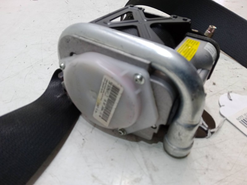 Recambio de cinturon seguridad delantero derecho para nissan note (e11, ne11) 1.5 dci referencia OEM IAM   