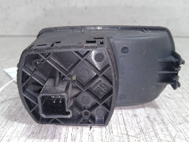 Recambio de mando elevalunas delantero derecho para opel corsa d (s07) 1.3 cdti (l08, l68) referencia OEM IAM   