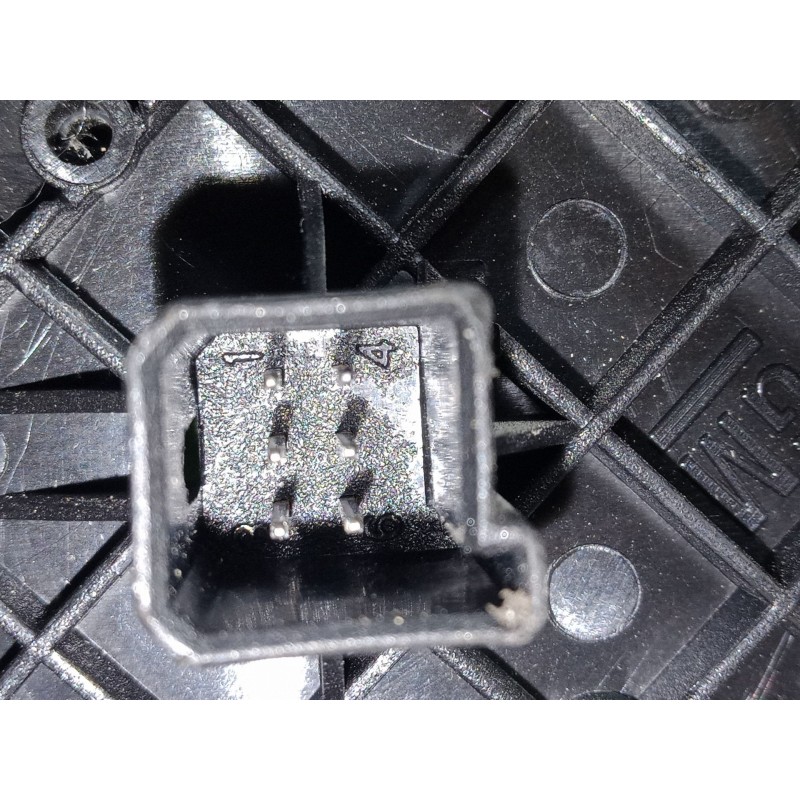 Recambio de mando elevalunas delantero derecho para opel corsa d (s07) 1.3 cdti (l08, l68) referencia OEM IAM   