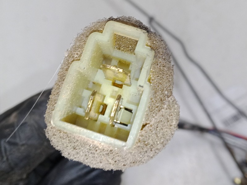 Recambio de cerradura puerta delantera izquierda para kia sportage suv (k00) 2.0 td 4wd referencia OEM IAM    Recambio de cerradura puerta delantera izquierda para kia sportage suv (k00) 2.0 td 4wd referencia OEM IAM