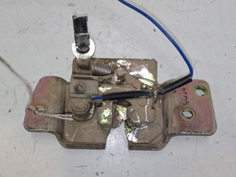 Recambio de cerradura maletero / porton para kia sportage suv (k00) 2.0 td 4wd referencia OEM IAM    Recambio de cerradura maletero / porton para kia sportage suv (k00) 2.0 td 4wd referencia OEM IAM