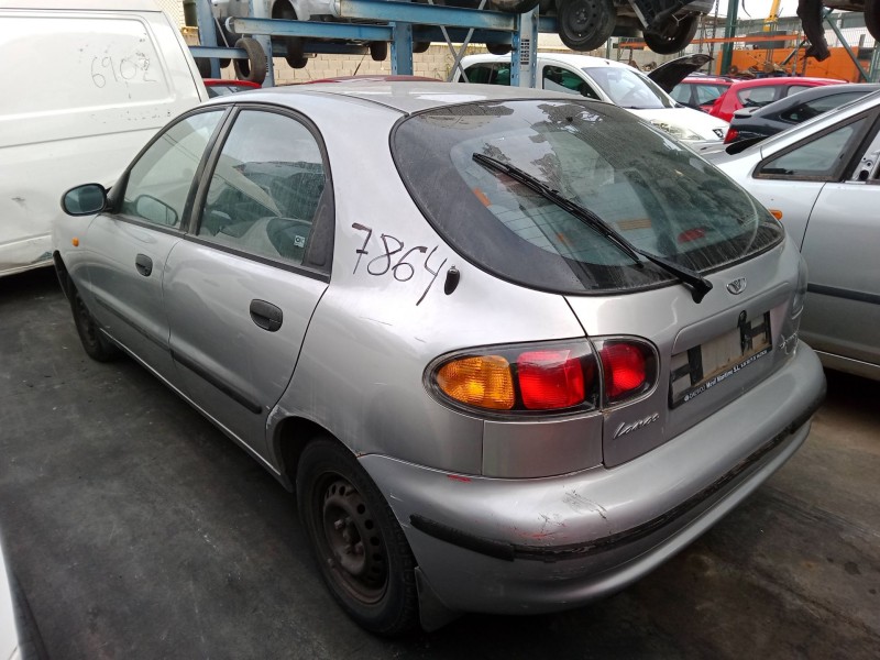 daewoo lanos (klat) del año 2002