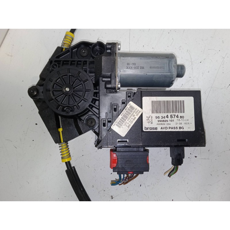 Recambio de elevalunas electrico delantero derecho para peugeot 307 (3a/c) 2.0 hdi 90 referencia OEM IAM 9634457480   Recambio de elevalunas electrico delantero derecho para peugeot 307 (3a/c) 2.0 hdi 90 referencia OEM IAM 9634457480