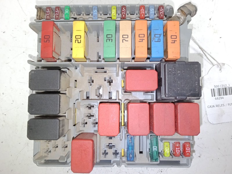 Recambio de caja reles / fusibles para fiat 500 (312_) 1.3 d multijet (312axb1a) referencia OEM IAM 51781452  