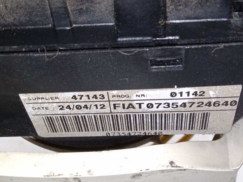 Recambio de mando luces para fiat 500 (312_) 1.3 d multijet (312axb1a) referencia OEM IAM 7354724640  