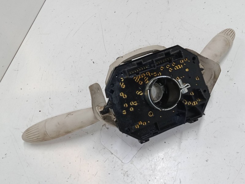 Recambio de mando luces para fiat 500 (312_) 1.3 d multijet (312axb1a) referencia OEM IAM 7354724640  