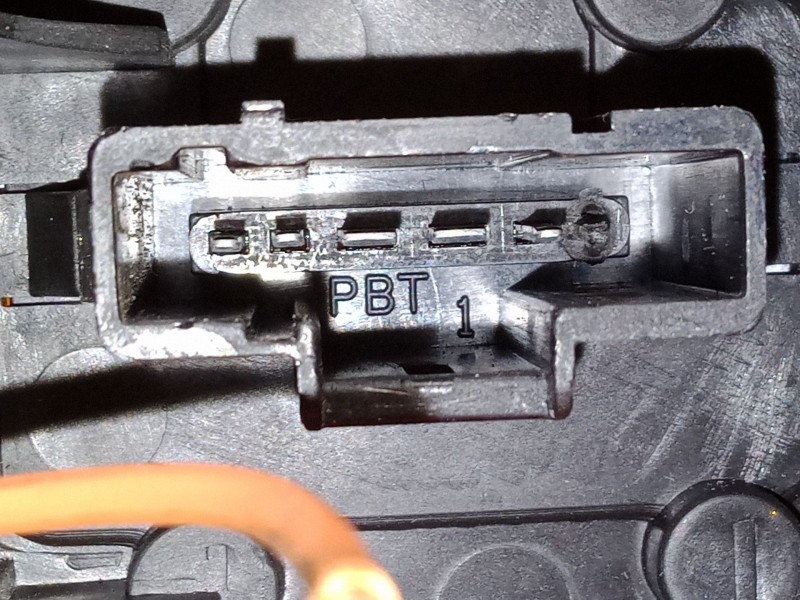 Recambio de piloto trasero izquierdo para peugeot 1007 (km_) 1.6 16v referencia OEM IAM 9646116980   Recambio de piloto trasero izquierdo para peugeot 1007 (km_) 1.6 16v referencia OEM IAM 9646116980