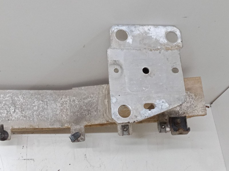 Recambio de refuerzo paragolpes delantero para renault scénic iii (jz0/1_) 1.5 dci referencia OEM IAM    Recambio de refuerzo paragolpes delantero para renault scénic iii (jz0/1_) 1.5 dci referencia OEM IAM