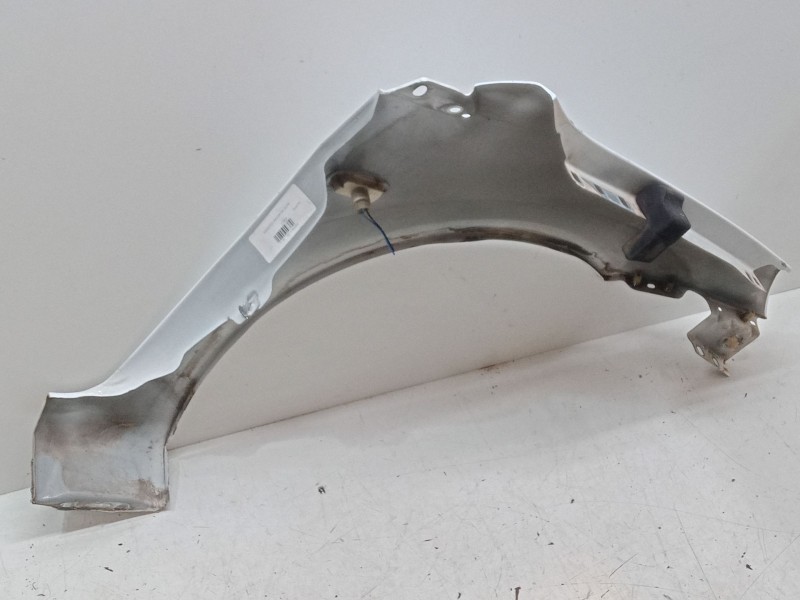 Recambio de aleta delantera izquierda para ford fiesta v (jh_, jd_) 1.4 16v referencia OEM IAM   