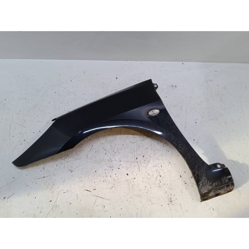 Recambio de aleta delantera izquierda para peugeot 307 (3a/c) 2.0 16v referencia OEM IAM   