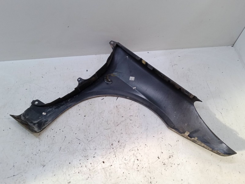 Recambio de aleta delantera izquierda para peugeot 307 (3a/c) 2.0 16v referencia OEM IAM   