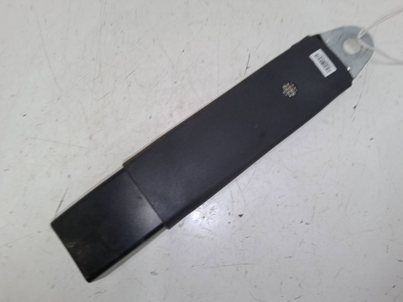 Recambio de anclaje cinturon delantero izquierdo para jeep patriot (mk74) 2.0 crd 4x4 referencia OEM IAM    Recambio de anclaje cinturon delantero izquierdo para jeep patriot (mk74) 2.0 crd 4x4 referencia OEM IAM