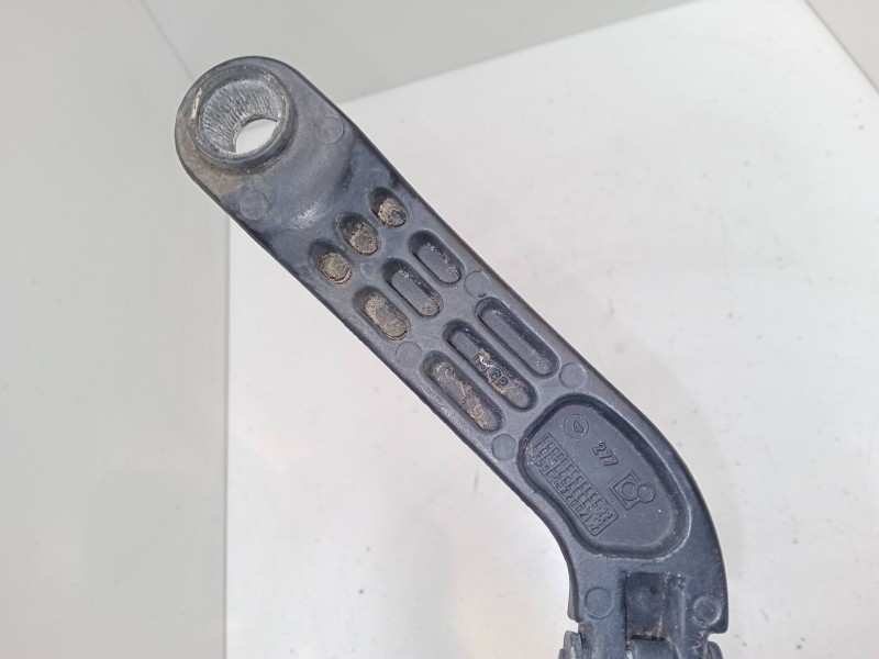 Recambio de brazo limpia delantero izquierdo para peugeot expert (224_) 1.9 td referencia OEM IAM    Recambio de brazo limpia delantero izquierdo para peugeot expert (224_) 1.9 td referencia OEM IAM