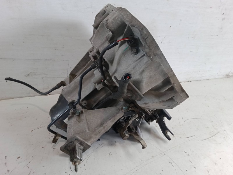Recambio de caja de cambios manual 5 velocidades para nissan micra iv (k13k, k13kk) 1.2 referencia OEM IAM JHQXH5  8200884266
