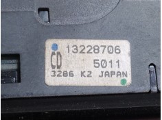 Recambio de mando elevalunas delantero izquierdo para opel astra h gtc (a04) 1.9 cdti (l08) referencia OEM IAM 13228706   2