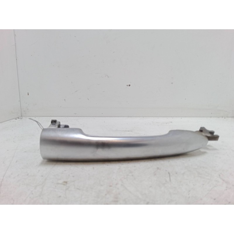 Recambio de maneta exterior puerta delantera izquierda para renault laguna ii (bg0/1_) 2.2 dci (bg0f) referencia OEM IAM    Recambio de maneta exterior puerta delantera izquierda para renault laguna ii (bg0/1_) 2.2 dci (bg0f) referencia OEM IAM