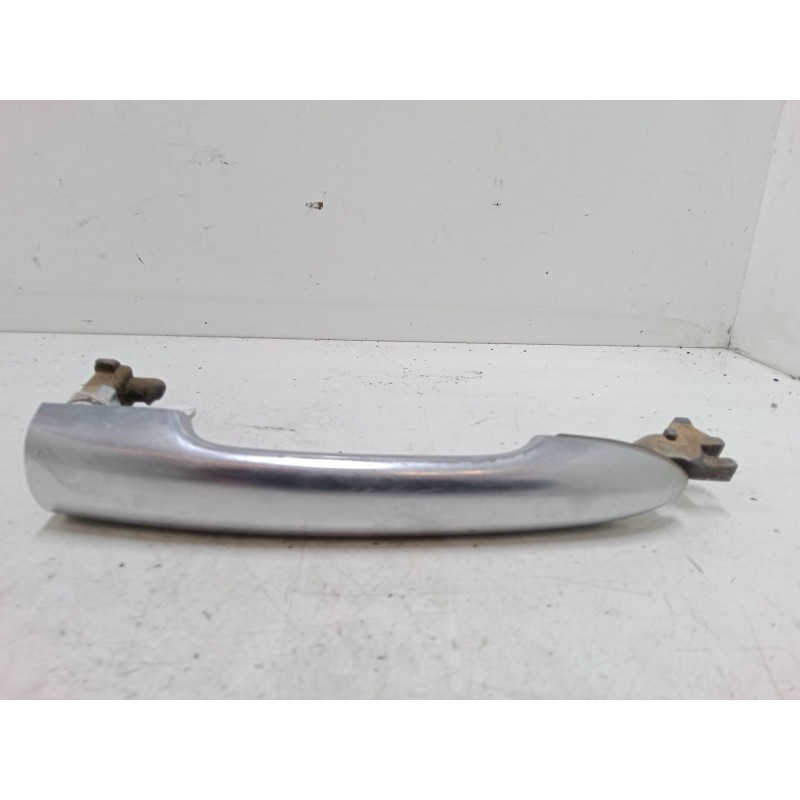 Recambio de maneta exterior puerta trasera derecha para renault laguna ii (bg0/1_) 2.2 dci (bg0f) referencia OEM IAM    Recambio de maneta exterior puerta trasera derecha para renault laguna ii (bg0/1_) 2.2 dci (bg0f) referencia OEM IAM