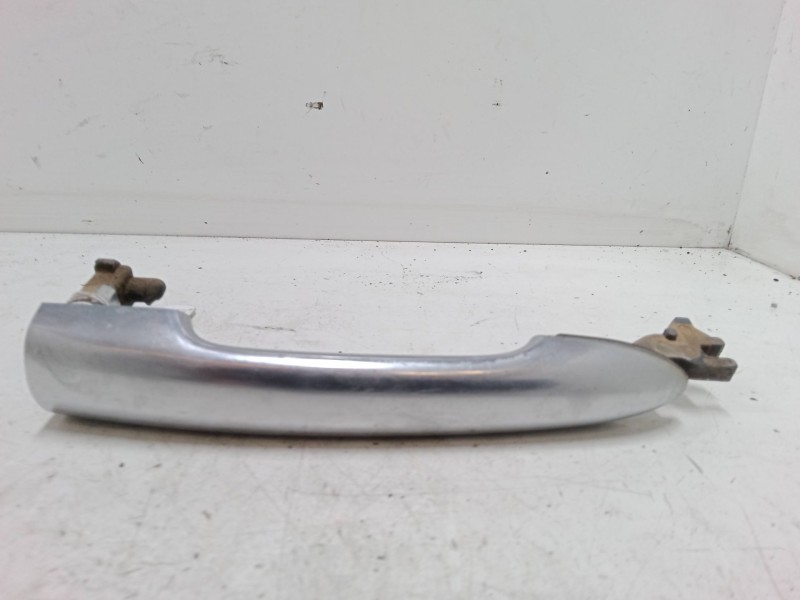 Recambio de maneta exterior puerta trasera derecha para renault laguna ii (bg0/1_) 2.2 dci (bg0f) referencia OEM IAM    Recambio de maneta exterior puerta trasera derecha para renault laguna ii (bg0/1_) 2.2 dci (bg0f) referencia OEM IAM