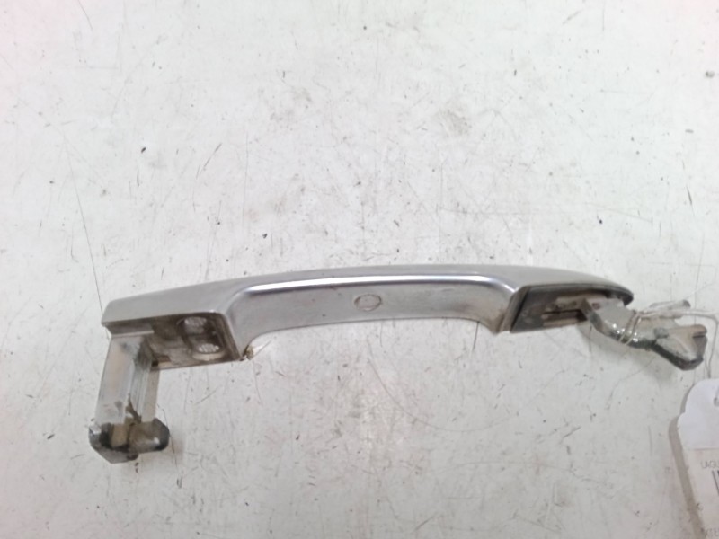 Recambio de maneta exterior puerta trasera izquierda para renault laguna ii (bg0/1_) 2.2 dci (bg0f) referencia OEM IAM    Recambio de maneta exterior puerta trasera izquierda para renault laguna ii (bg0/1_) 2.2 dci (bg0f) referencia OEM IAM