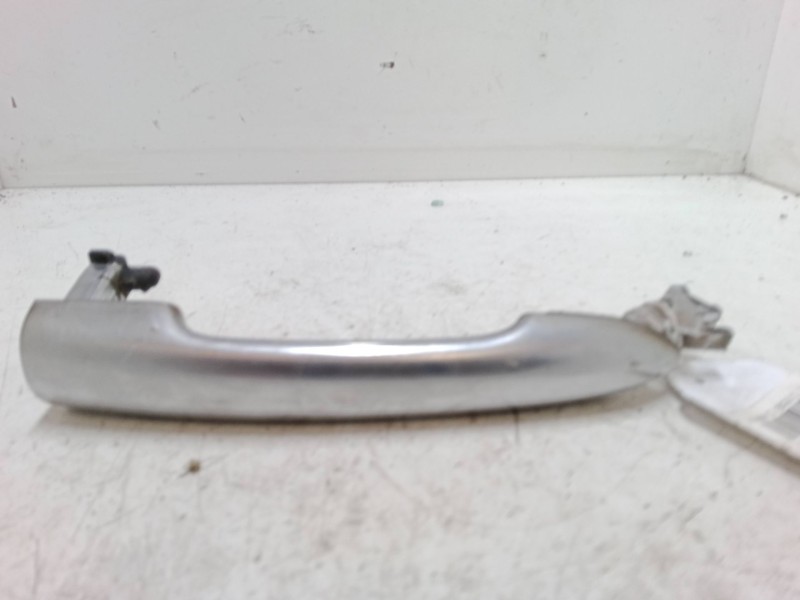 Recambio de maneta exterior puerta trasera izquierda para renault laguna ii (bg0/1_) 2.2 dci (bg0f) referencia OEM IAM    Recambio de maneta exterior puerta trasera izquierda para renault laguna ii (bg0/1_) 2.2 dci (bg0f) referencia OEM IAM