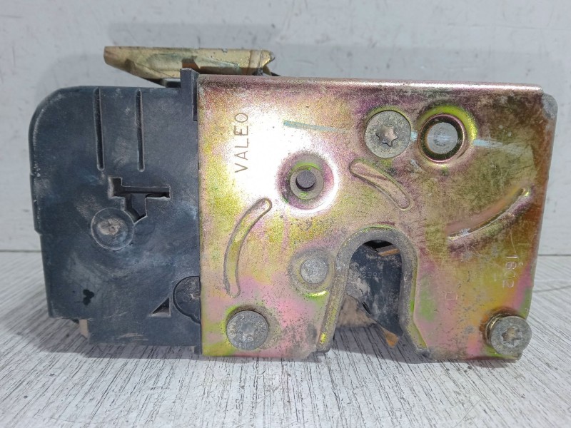 Recambio de cerradura puerta delantera derecha para citroën xsara coupé (n0) 1.6 16v referencia OEM IAM    Recambio de cerradura puerta delantera derecha para citroën xsara coupé (n0) 1.6 16v referencia OEM IAM