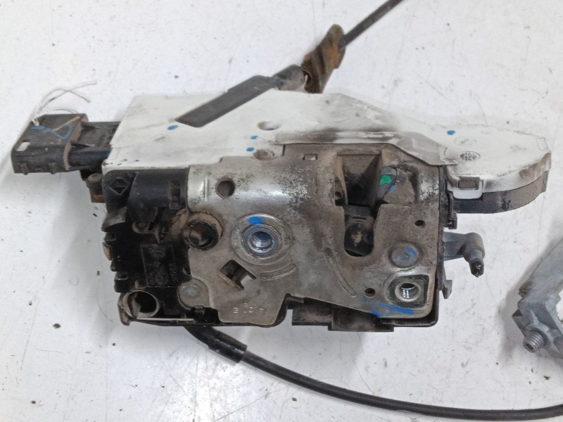 Recambio de cerradura puerta delantera derecha para peugeot 207/207+ (wa_, wc_) 1.4 hdi referencia OEM IAM   