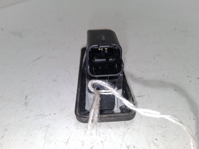 Recambio de maneta exterior electrica porton para peugeot 208 i (ca_, cc_) 1.2 vti 82 referencia OEM IAM    Recambio de maneta exterior electrica porton para peugeot 208 i (ca_, cc_) 1.2 vti 82 referencia OEM IAM