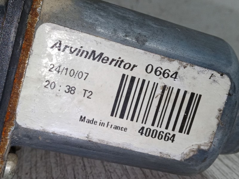 Recambio de elevalunas electrico delantero derecho para renault kangoo (kc0/1_) 1.5 dci referencia OEM IAM 400664   Recambio de elevalunas electrico delantero derecho para renault kangoo (kc0/1_) 1.5 dci referencia OEM IAM 400664